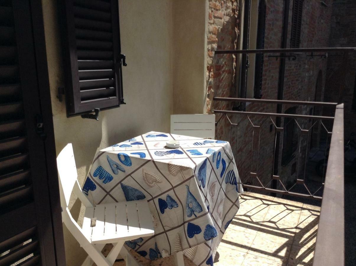Luxury Apartment Piazza Grande Montepulciano Stazione Buitenkant foto
